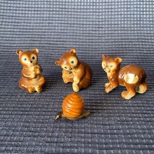 RARE❣️Bridge Hi-style 4-piece Porcelain Miniature Bear 🐻 Set